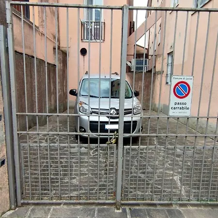 Elegante Zona Storica Daire Lecco