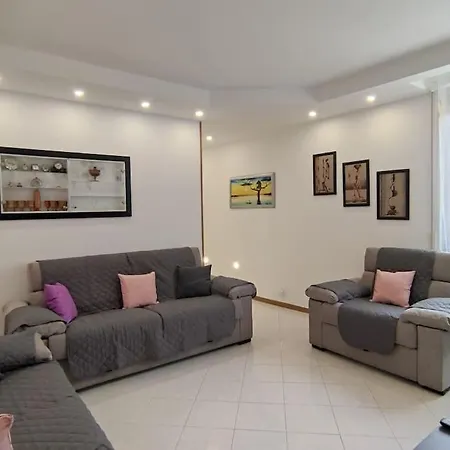 Elegante Zona Storica Apartamento Lecco